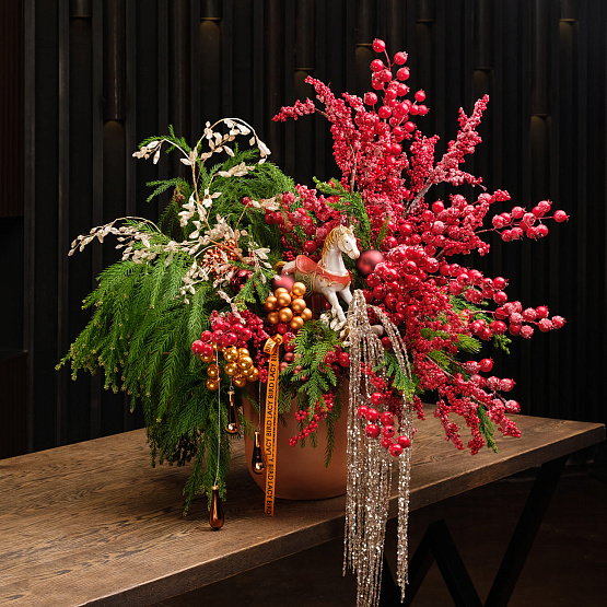 Композиция с лошадкой «Пряности и сладости»