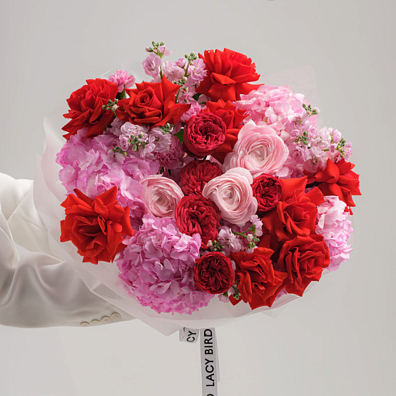 “Sweet Dreams” Signature Bouquet