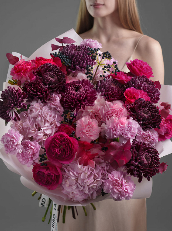 «Малиновое конфетти» авторский букет