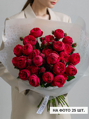 Пионовидные розы «Ред Пиано»