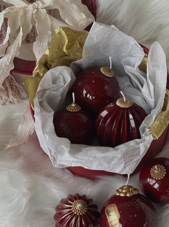 Свеча «Новогодние шары»