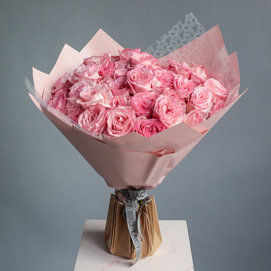 Монобукет из пионовидных роз