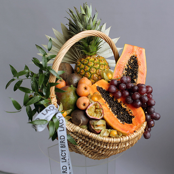 Корзина с фруктами «Райское наслаждение»