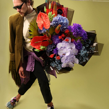 Signature Bouquet in the style of BALENCIAGA
