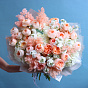 “Peach meringue” Trio Bouquet