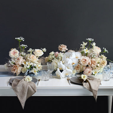 “Fragile Feelings” Table Floral Arrangement