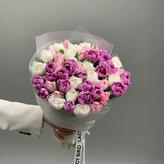 Весенние объятия