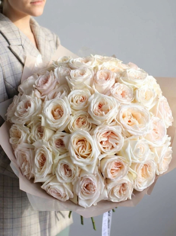 White O'Hara Garden Roses Mono Bouquet