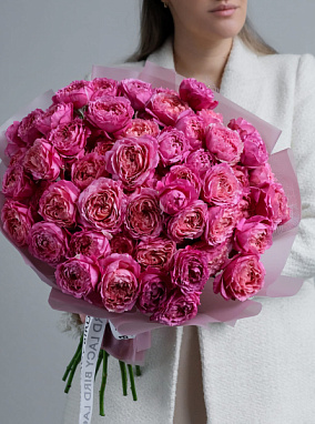 Монобукет из кустовых роз