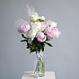 Микс белых и розовых пионов Sarah Bernhardt
