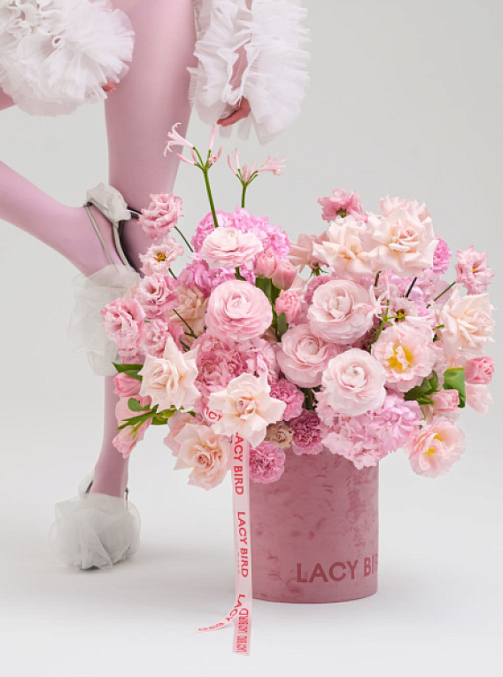 Коробка с цветами «Кружево чувств»