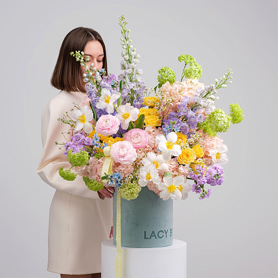 «Весеннее пробуждение» шляпная коробка