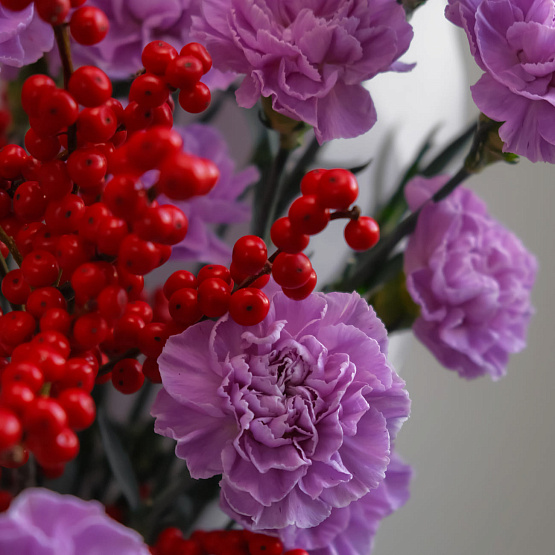 Дуобукет из илекса и диантусов