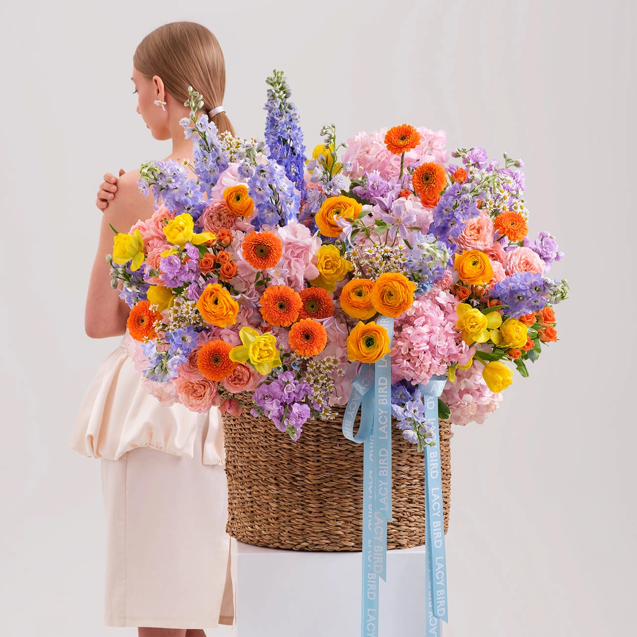 Корзина с цветами «Феерия»