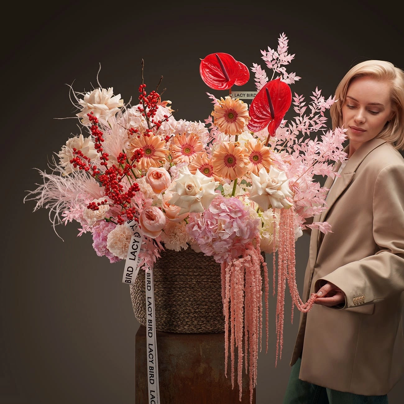 Корзина с цветами «Осенний рассвет»