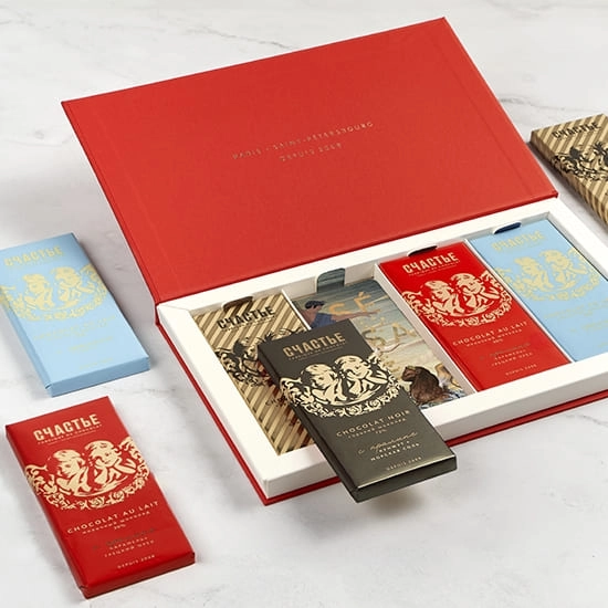 «Счастье» подарочный набор шоколада с пралине