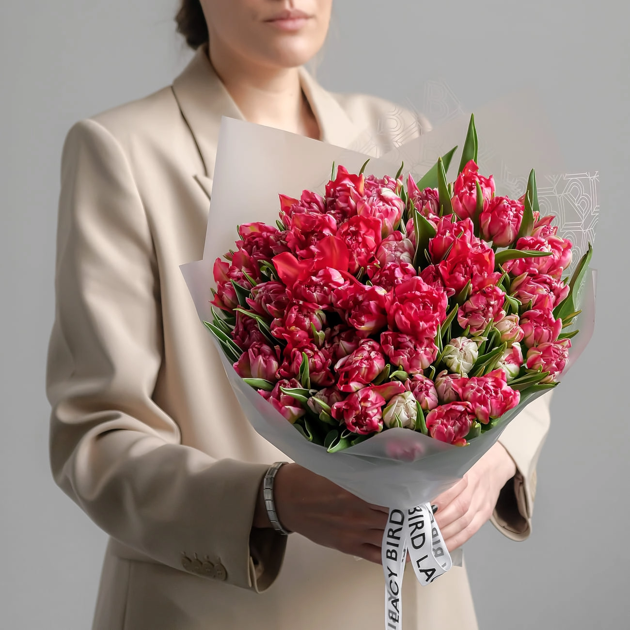 Монобукет из розово-белых тюльпанов