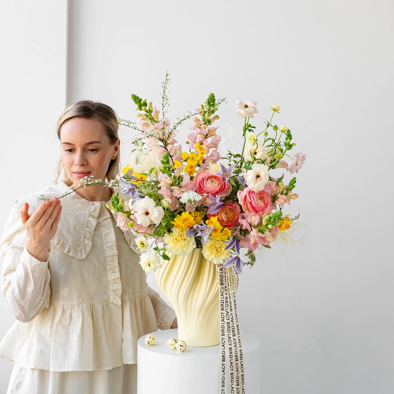 Букет в вазе «Весенний сад»