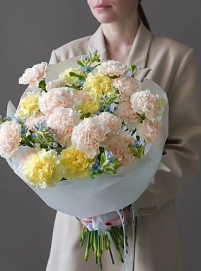 Дуобукет с диантусами и оксипеталумом